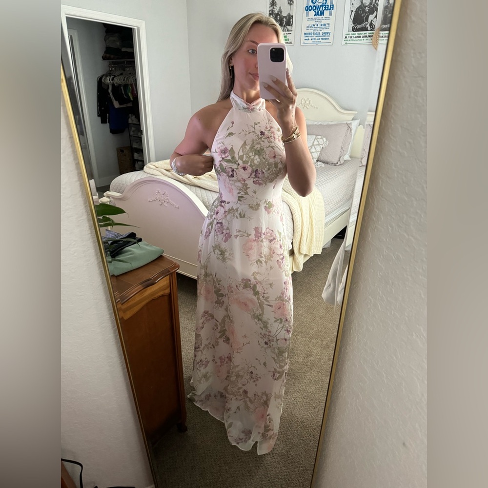 HIGH NECK HALTER BACKLESS MAXI DRESS IN BLUSH GARDEN size 4